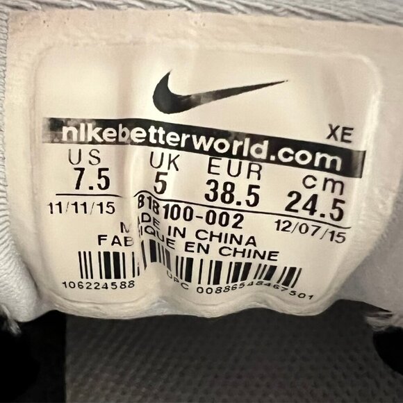 Nike Women's Air Zoom Vomero Grey Running Tennis Shoes - Picture 6 of 6